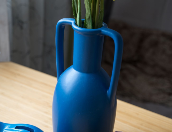 Керамическая ваза амфора ИЯ, голубая, 26 см