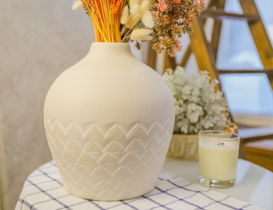 Керамическая ваза для цветов ТЕРРА СИГИЛЛАТА малая, ручная работа, сливочная, 26 см