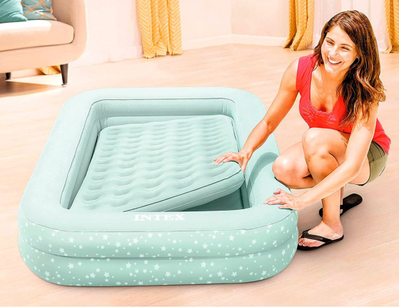 Детская надувная кровать Kidz Travel Bed Set INTEX с насосом, 107х168x25 см