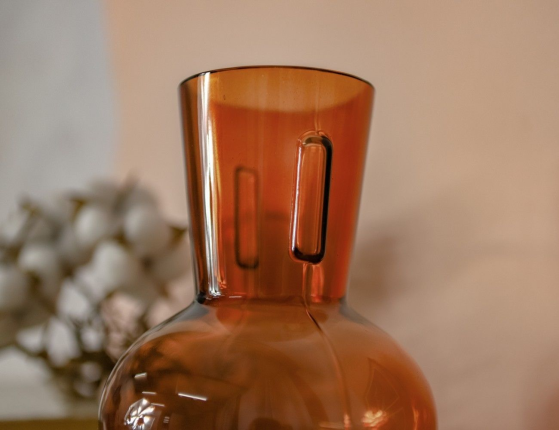 Стеклянная ваза АМБРА СКУРА малая, ручной работы, янтарная, 22 см