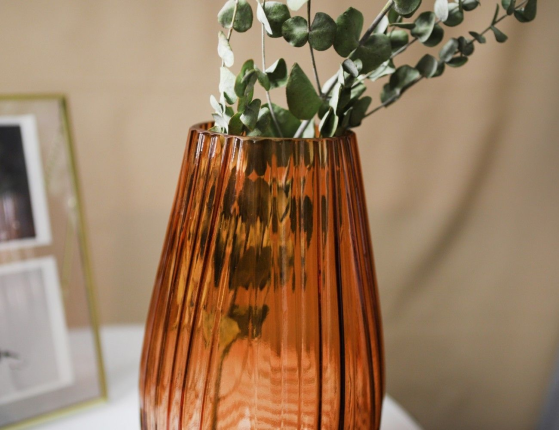 Стеклянная ваза АМБРА КЬЯРА малая, ручной работы, янтарная, 25 см