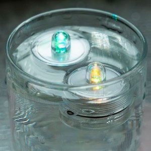 Набор плавающих свечей РАДУГА НА ВОДЕ, RGB LED-огни, 3х2.5 см, батарейки, 2 шт.