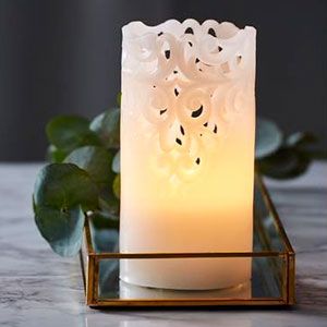 Электрическая восковая свеча КРУЖЕВНАЯ белая, тёплый белый LED-огонь мерцающий, таймер, 8х15 см