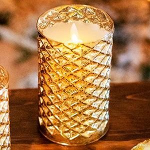 Свеча СУАРЭ в подсвечнике, тёплый белый LED-огонь колышущийся, 8х13 см, батарейки