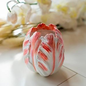 Подсвечник НЕЖНЫЙ ТЮЛЬПАН, полистоун, 10 см