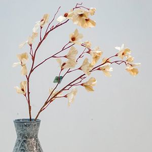 Декоративная ветка НЕЖНАЯ МАГНОЛИЯ, полиэстер, 122 см