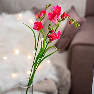 Декоративная ветка-цветок ФРЕЗИЯ ЯГОДНАЯ, 65 см