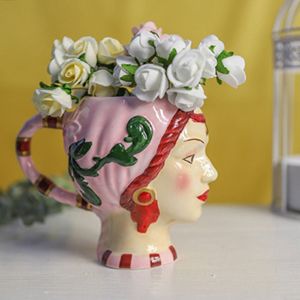 Керамическая ваза с ручкой ДОНЬЯ АРСЕЛИЯ, 12 см