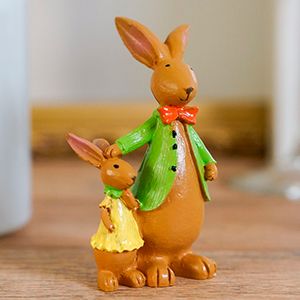 Декоративная фигура КРОЛИК С ДОЧКОЙ, полистоун, 9 см