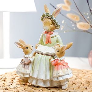 Декоративная фигурка ЛЮБИМАЯ СКАЗКА, серия ЗАЙЦЫ ХАРЕС. МИЛОЕ СЕМЕЙСТВО, полистоун, 19 см