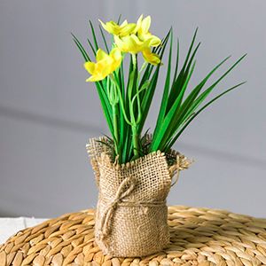 Искусственный цветок в горшке ЖЁЛТЫЙ НАРЦИСС, пластик, пенополистирол, метал, джут, 19 см