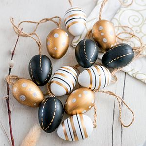 Набор декоративных яиц ПАСХАЛЬНЫЕ МОТИВЫ, пластик, 4 см, 12 шт.