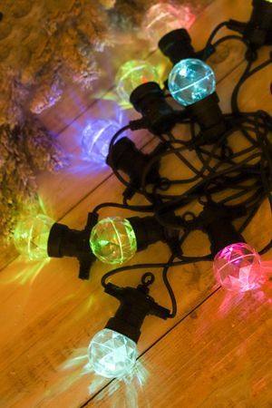 Гирлянда из лампочек ПАЛЛИНЕ КОЛОРАТЕ, 10 разноцветных LED-огней, 5+2.5 м, таймер, чёрный ПВХ, уличная, 