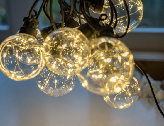 Гирлянда из лампочек BULBS BALLS, 10 тёплых белых LED-огней, 2.7+3 м, чёрный провод, уличная