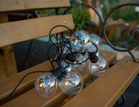 Гирлянда из лампочек BULBS BALLS, 10 тёплых белых LED-огней, 2.7+3 м, чёрный провод, уличная