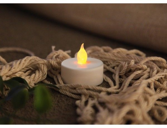 Свечи чайные, КЛАССИЧЕСКИЕ, с теплыми белыми LED-огнями, белые, 3.8х4.8 см, батарейки, набор 6 шт.