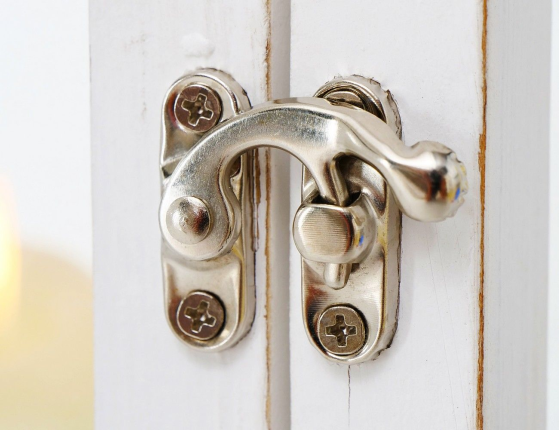 Подсвечник-фонарь КУБИНО большой, дерево (пихта), белый