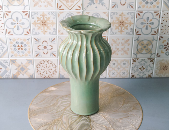 Декоративная ваза ФЕЛИЗА, керамика, светло-зелёная, 30 см