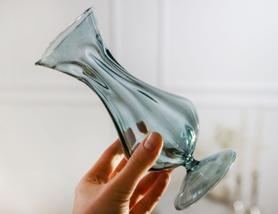 Декоративная ваза ЭВАРИСТ, стекло, голубая, 19 см