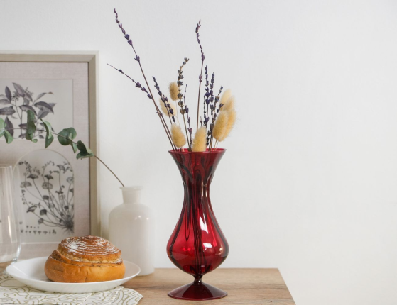 Декоративная ваза ЭВАРИСТ, стекло, красная, 19 см