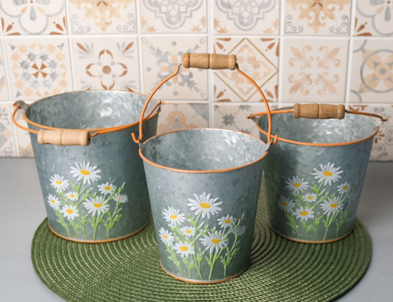 Металлическое кашпо ВЕДЕРКО С РОМАШКАМИ большое, металл, 15 см