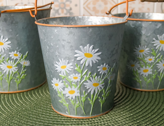 Металлическое кашпо ВЕДЕРКО С РОМАШКАМИ большое, металл, 15 см