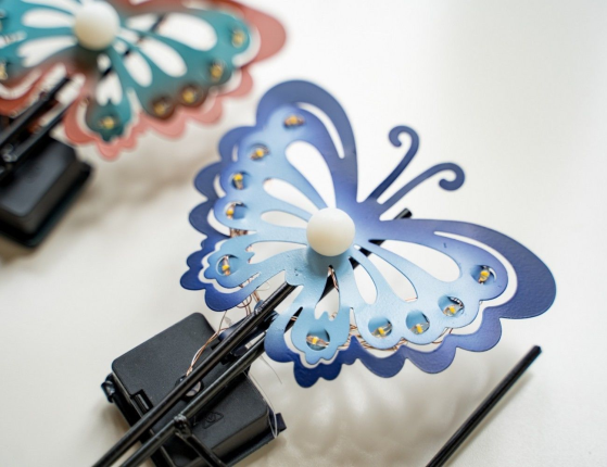 Набор садовых светильников Solar FAIRY BUTTERFLY на солнечной батарее, 11 тёплых белых микро LED-огней, 75 см, 3 шт.