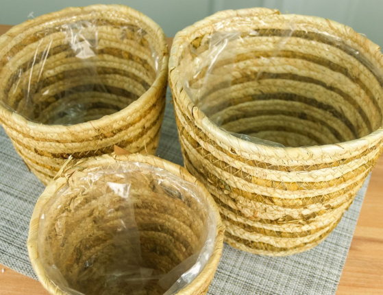 Набор декоративных кашпо ДИМАИ, 14-18 см, 3 шт.