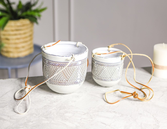 Набор декоративных кашпо ЗАНЗИБАР СКАЙ, керамика, натуральная кожа, 10-14 см, 2 шт.