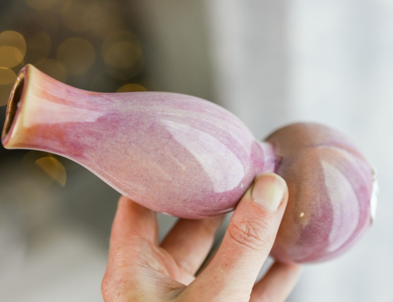 Керамическая ваза-подсвечник УИДДИ, розовая, 15 см