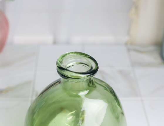 Декоративная ваза-бутыль КЛОДЕТ, стекло, зелёная, 16 см