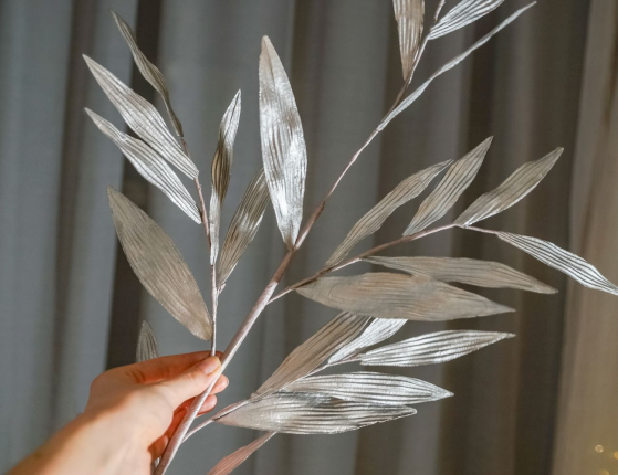 Декоративная ветка СИЦИЛИЙСКАЯ ВЕСНА - ИВА ХАКУРО НИШИКИ, пластик, серебряная, 81 см