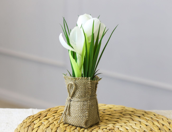 Искусственный цветок в горшке БЕЛЫЙ КРОКУС, пластик, пенополистирол, метал, джут, 19 см