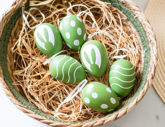 Декоративные подвесные украшения ПАСХАЛЬНОЕ НАСТРОЕНИЕ, натуральная скорлупа, зелёные, 6х4 см, 6 шт.