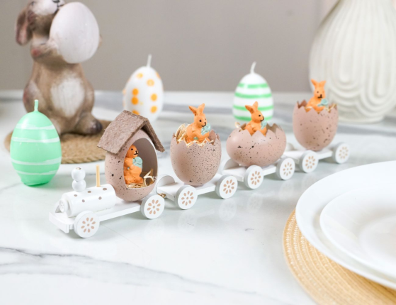 Декоративная композиция ПАСХАЛЬНЫЙ ПАРОВОЗИК, дерево, розовый, 19 см