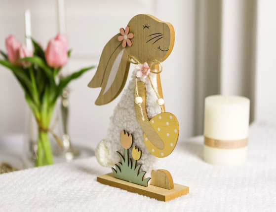 Декоративная фигура ЗАЙКА АББИ С ПАСХАЛЬНЫМ ЯЙЦОМ, дерево, 25х19 см
