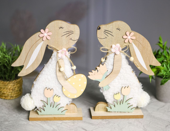 Декоративная фигура ЗАЙКА АББИ С ПАСХАЛЬНЫМ ЯЙЦОМ, дерево, 25х19 см