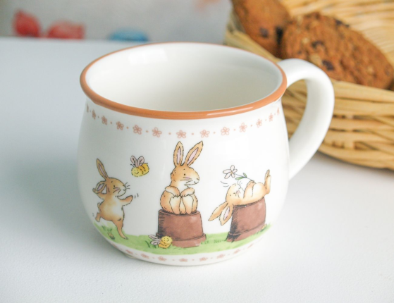 Кружка ЗАЙКИ И ПЧЁЛКИ, фарфор, 180 мл
