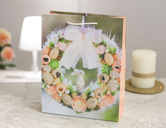 Подарочный пакет ПАСХАЛЬНЫЙ ВЕНОК - КРЕМОВАЯ НЕЖНОСТЬ, бумага, 25х20 см