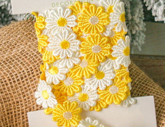 Декоративная лента ВЕСЁЛЫЕ МАРГАРИТКИ, текстиль, жёлтая, 200х5 см