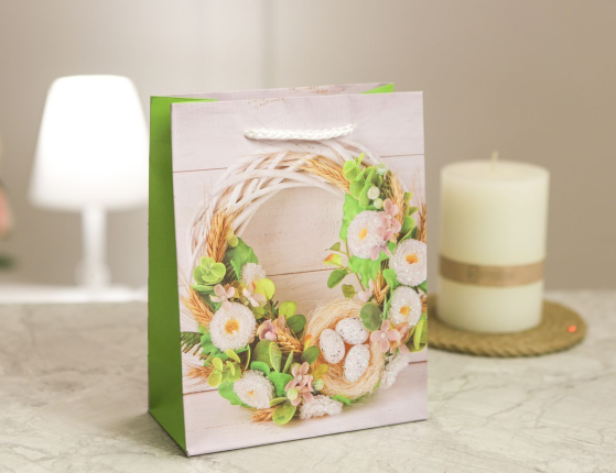 Подарочный пакет ПАСХАЛЬНЫЙ ВЕНОК - ГНЁЗДЫШКО В МАРГАРИТКАХ, бумага, 18х14 см