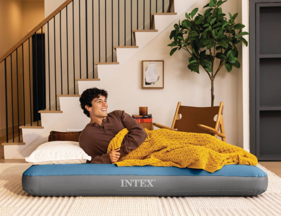 Двуспальный надувной матрас Интекс Престиж Дауни (Intex Prestige Downy Queen), 152х203x25 см с аккумуляторным насосом