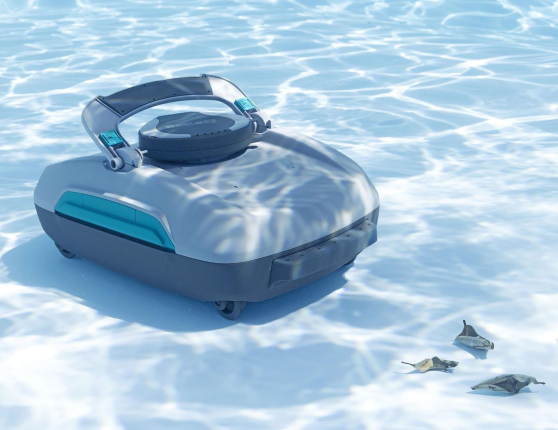 Робот-пылесос и скиммер для бассейна Бествей АкваТроникс G300 (Bestway AquaTronix Pro)