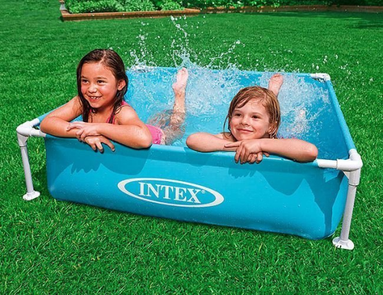 Каркасный бассейн Intex мини (голубой), 122х122х30 см, от 2 лет