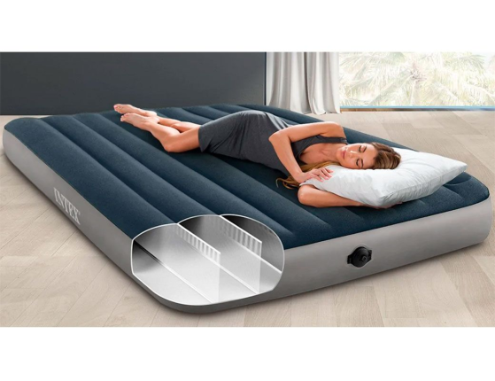 Двуспальный надувной матрас Intex Single-High Airbed (Queen), 152х203х25 см, со встроенным насосом от батареек