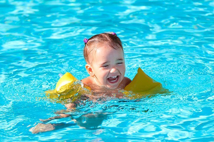 Нарукавники для обучения плаванию малышей